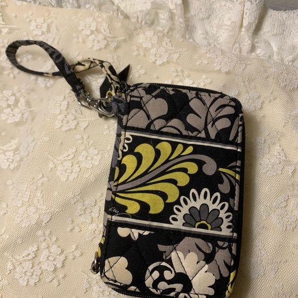 Vera Bradley Wallet Light Stain Fair Condition - Picture 3 of 5